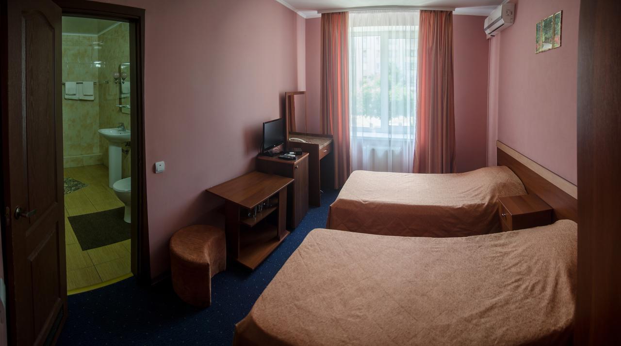 Galant Hotel Boryspil Luaran gambar